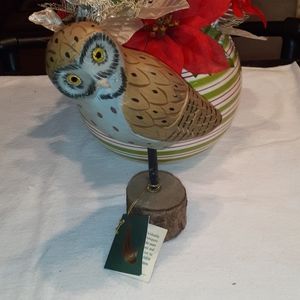 33. Wood carved owl by john j Madison